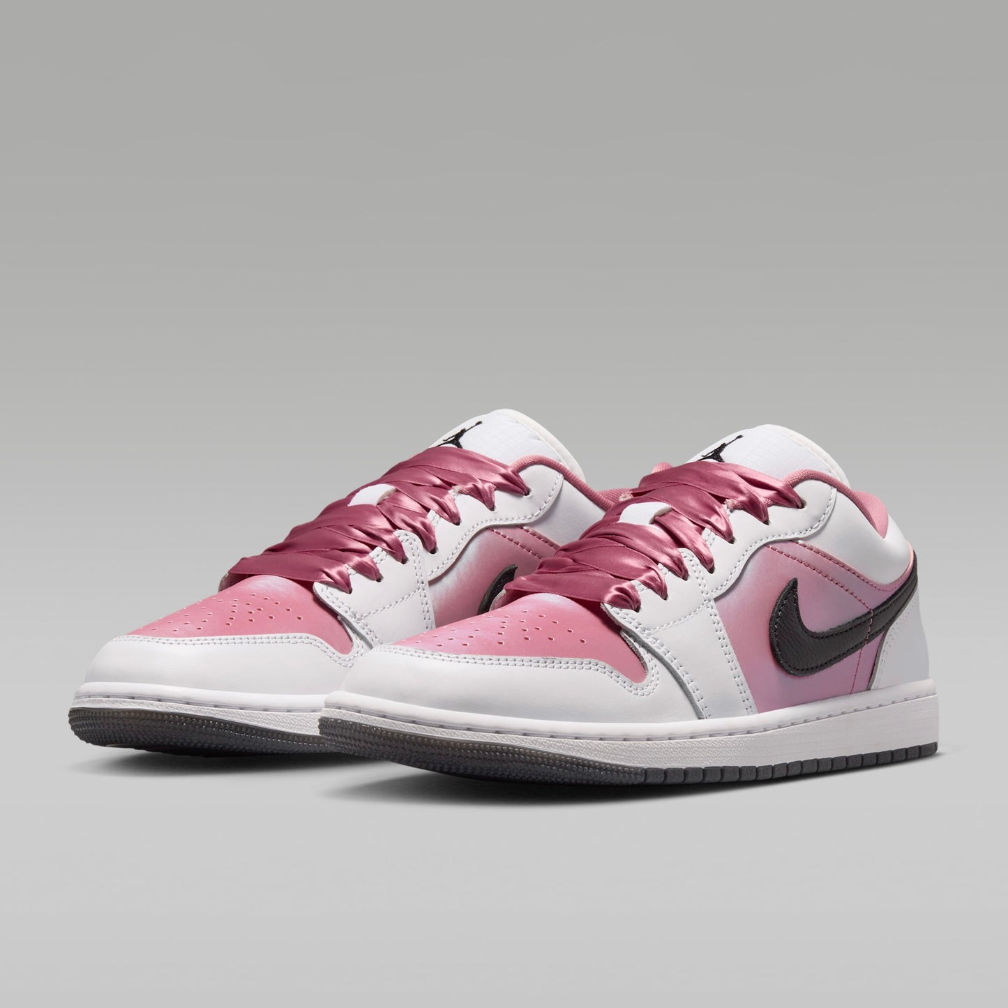 14AUG / Air Jordan 1 Low SE Women's shoes Desert Berry