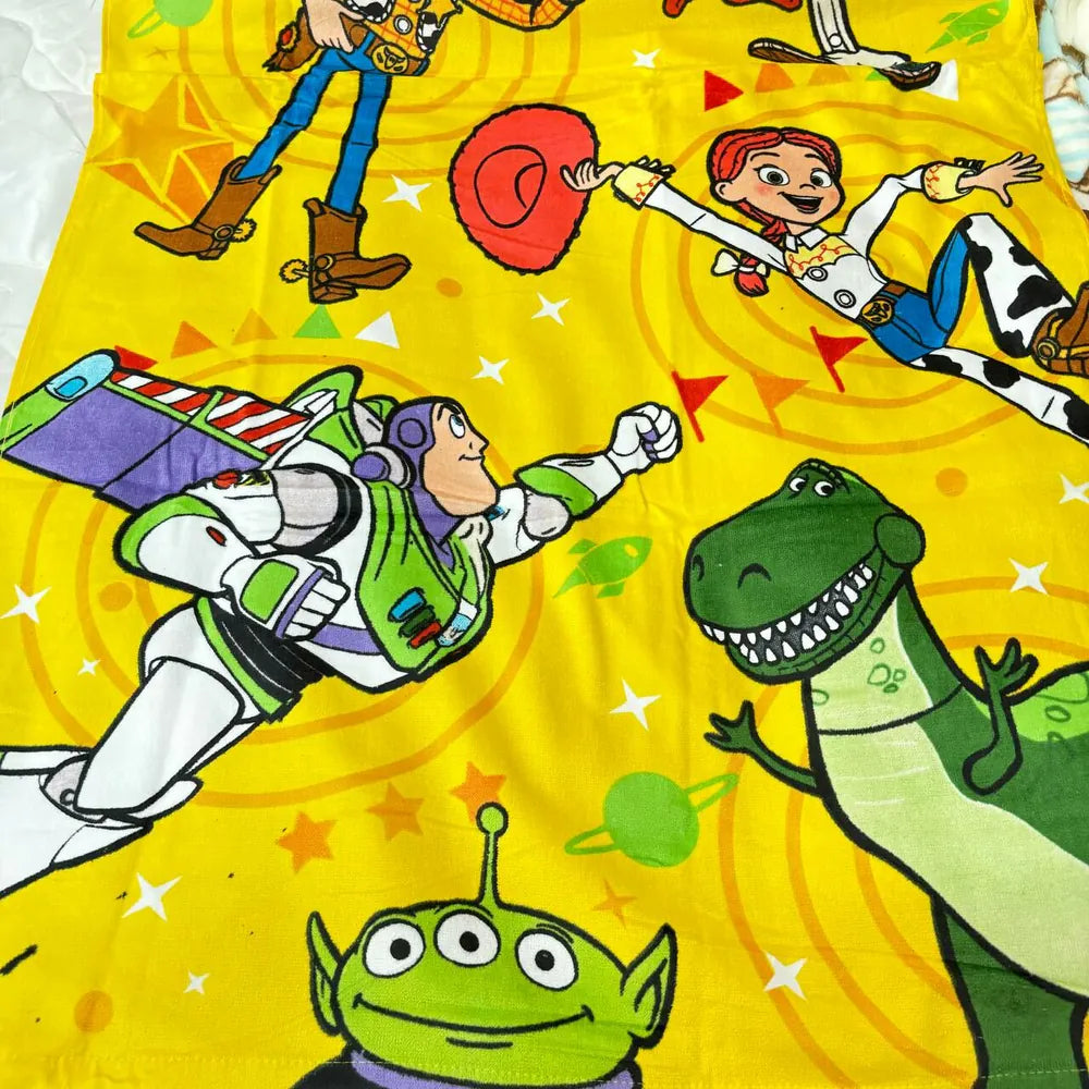 [ 現貨 ] 大浴巾 Toystory 螢光黃