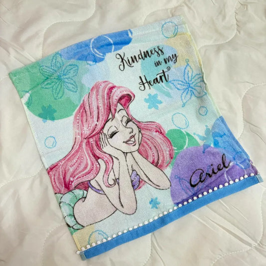 [ 任選優惠！$100/10件 ] 方巾 Ariel Heart