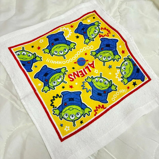 [ 任選優惠！$100/10件 ] 方巾 Alien 白邊