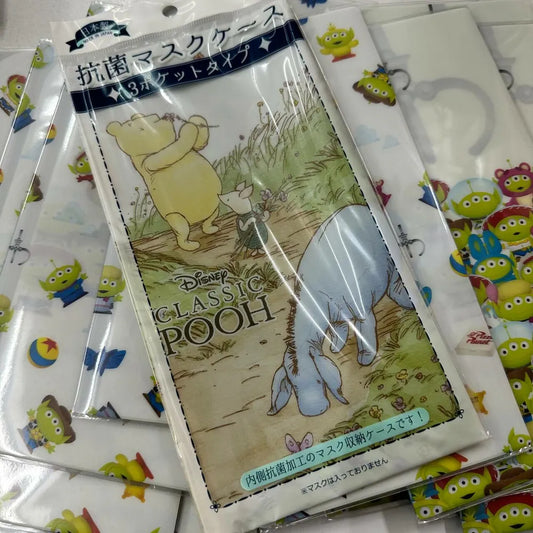 [ 任選優惠！$100/10件 ] 口罩收納套 Classic Pooh