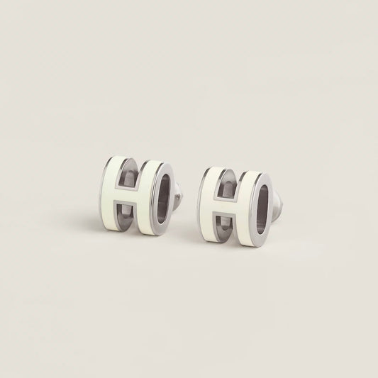 ‼️買一送一‼️ Mini Pop H earrings Blanc SL