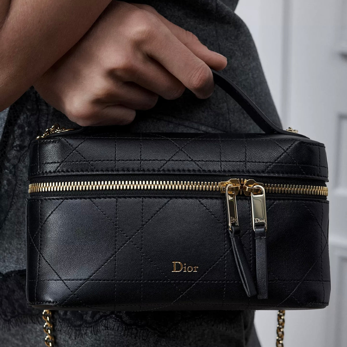 [ ‼️任揀兩件 $8XX‼️ ] Trianon Soft Vanity Mini Bag Black
