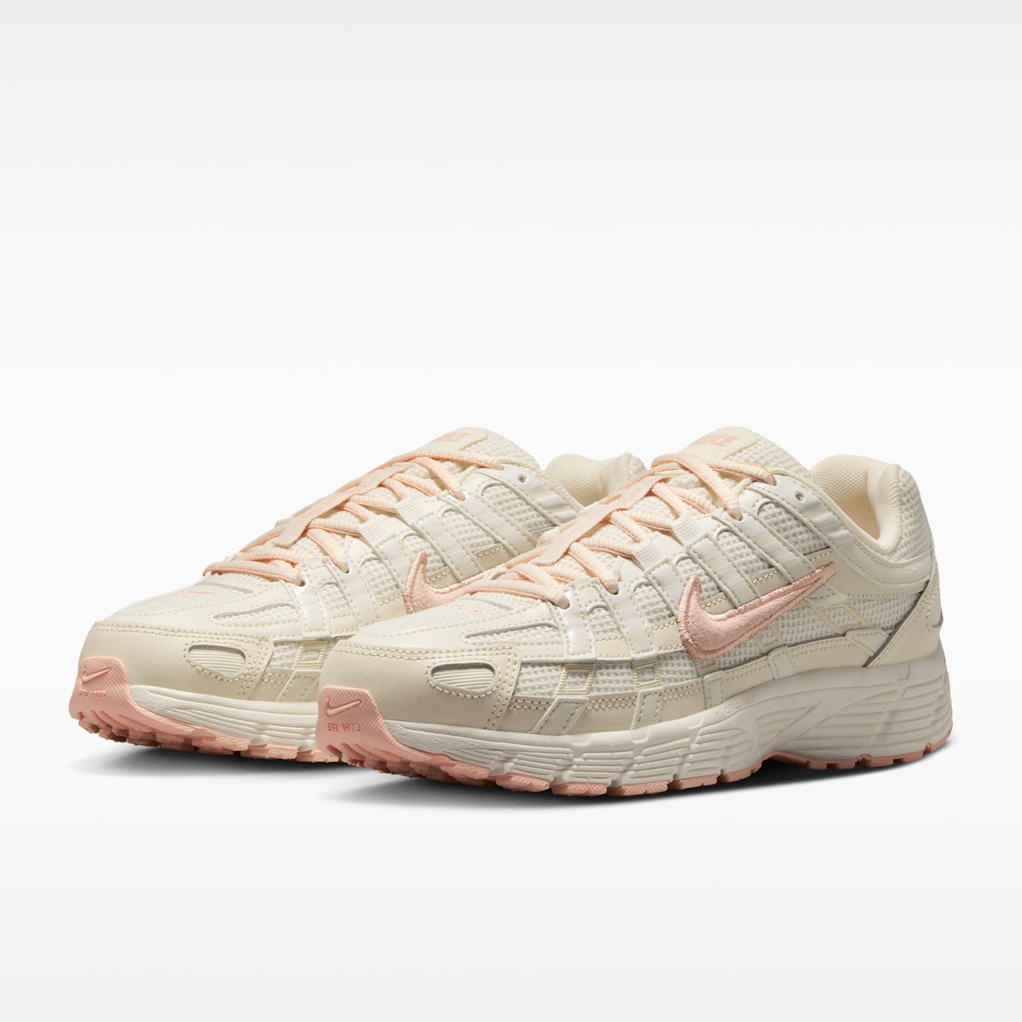 [ 買一送一‼️ ] P-6000 Shoes Soft Pearl/Orange