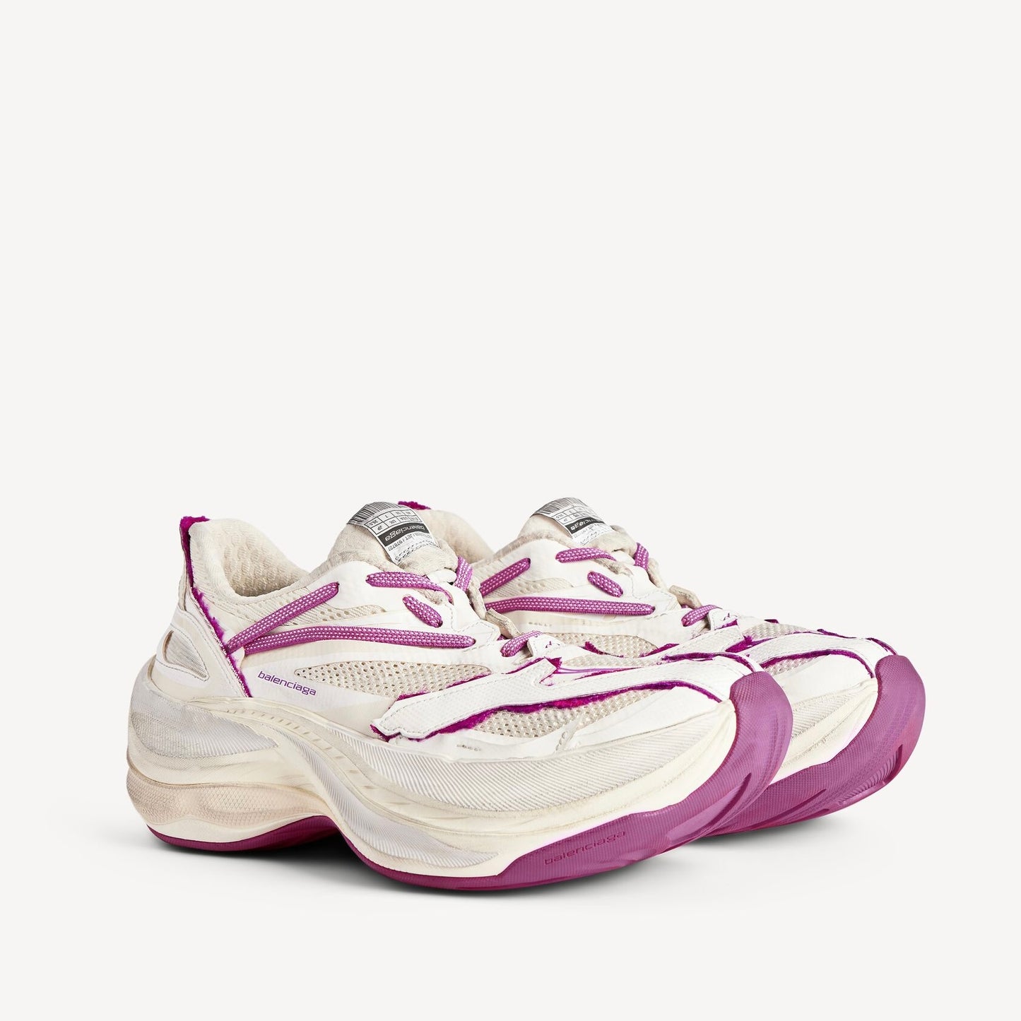 [ \\ 任揀兩對 $999 // ] Jet Sneaker in Eggshell/strawberry Pink