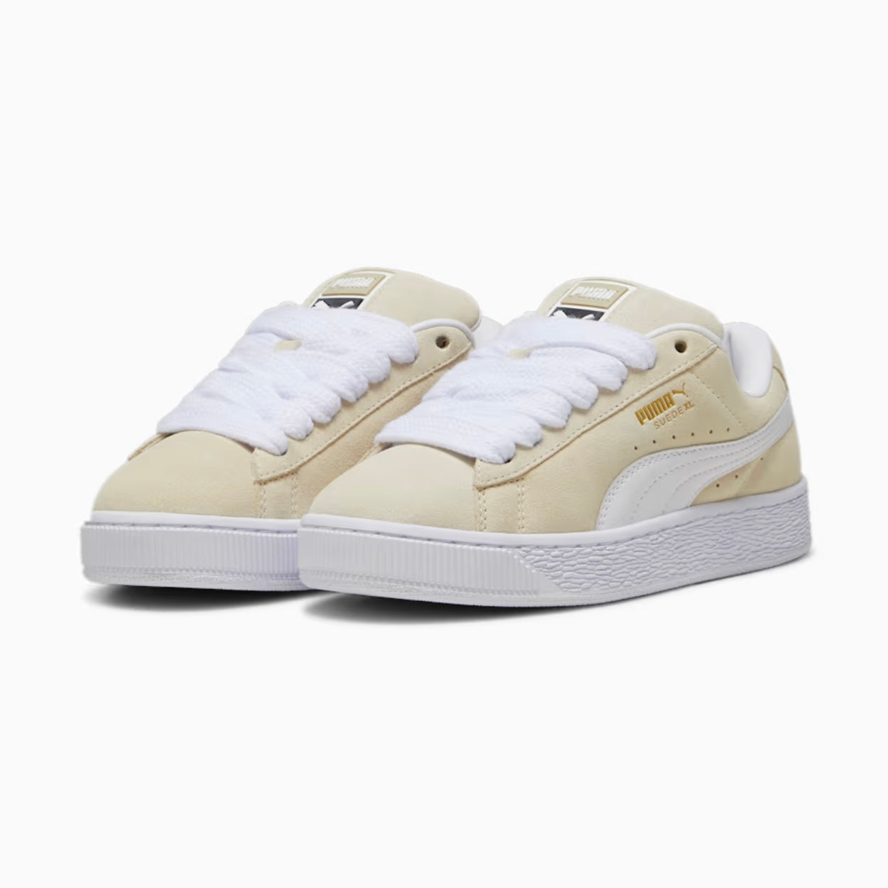 [ 斷碼限定！任揀兩對 $399 ] Suede XL sneakers in off white