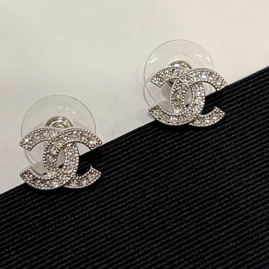 [ 第二件只需 $99 ] CCD Sliver Earrings