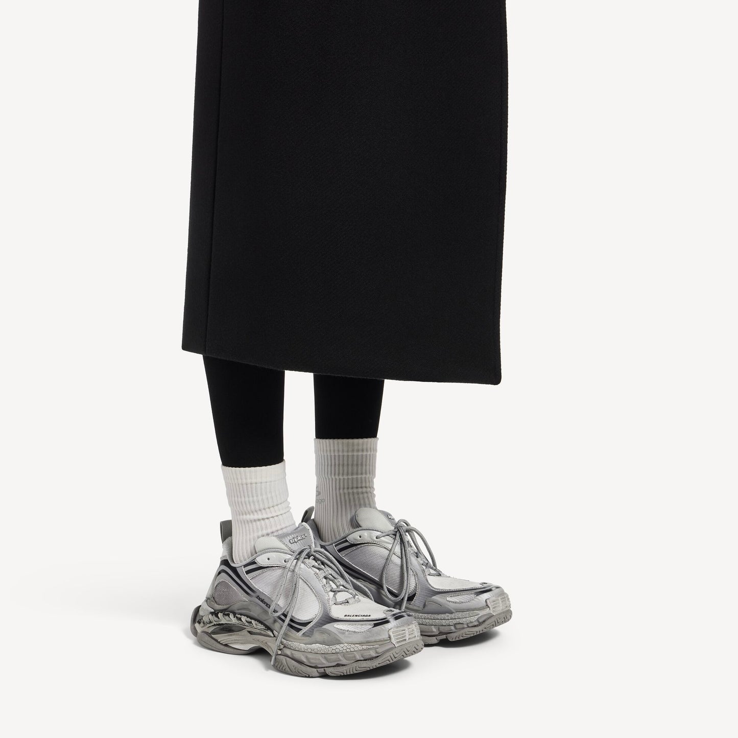 [ 買一送一‼️ ] Triple S.2 Gradient Grey Low Top Sneakers
