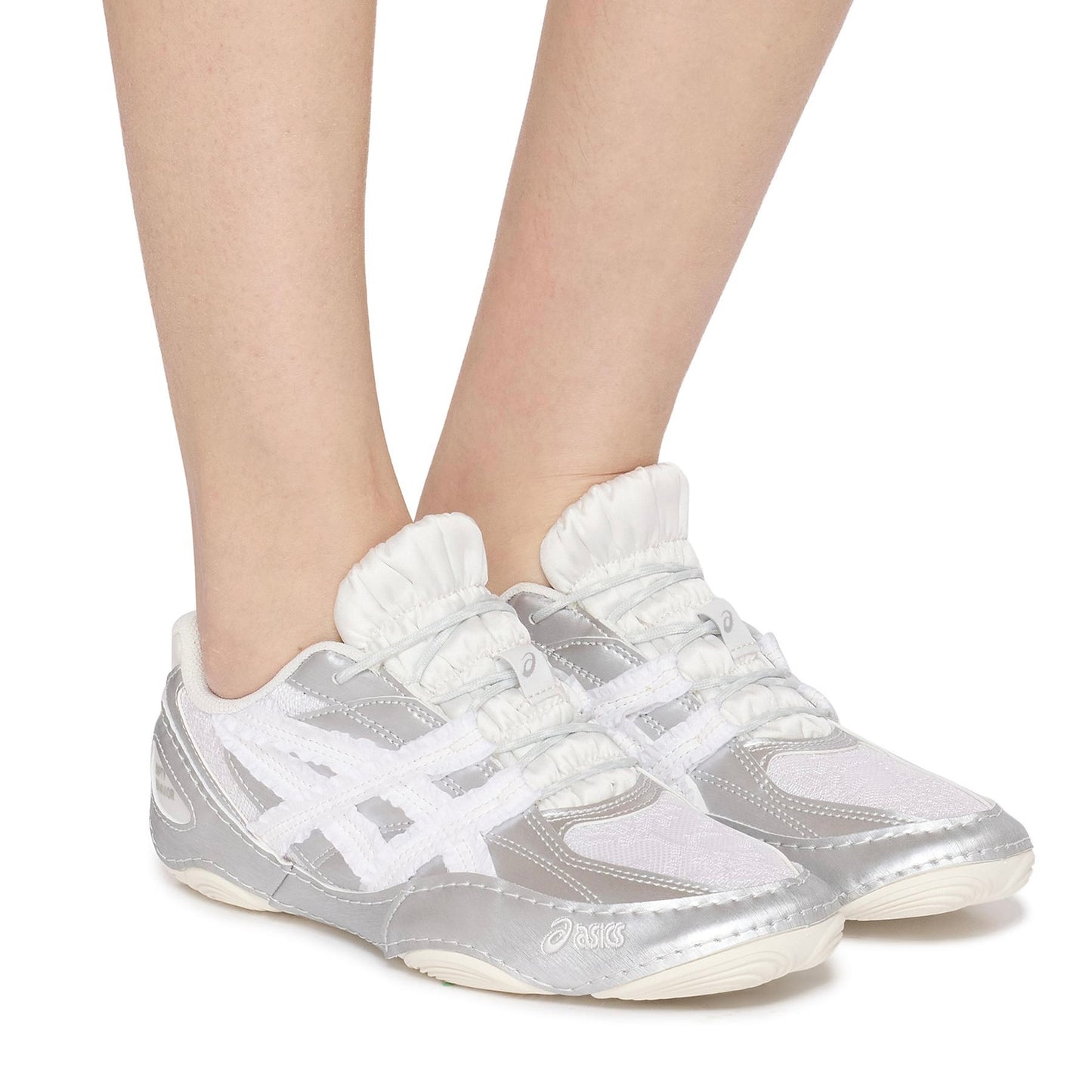 [ 買一送一‼️ ] White & Gray Hypersync Sneakers