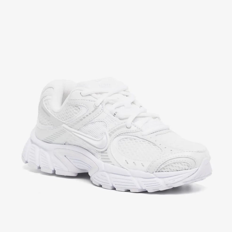 [ ‼️買一送一‼️ ] V5 Rnr sneakers White
