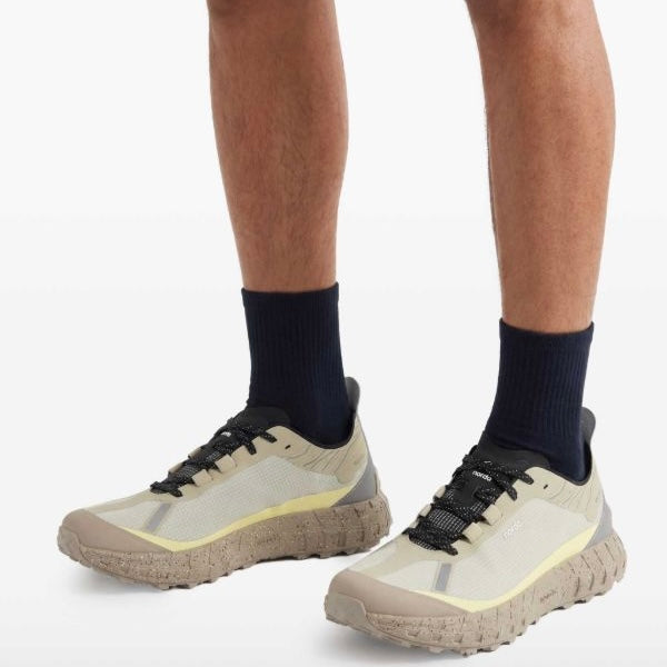 [ 買一送一‼️ ] 001A trail running sneakers grey